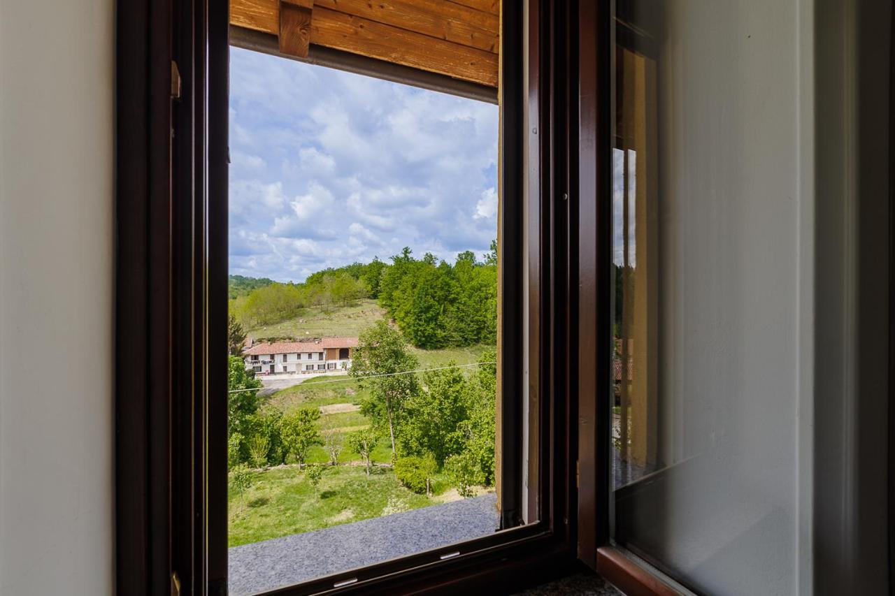 La Valle B&B Asti Bagian luar foto